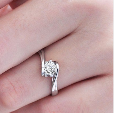 月薪6000可以買個什么款式的求婚戒指