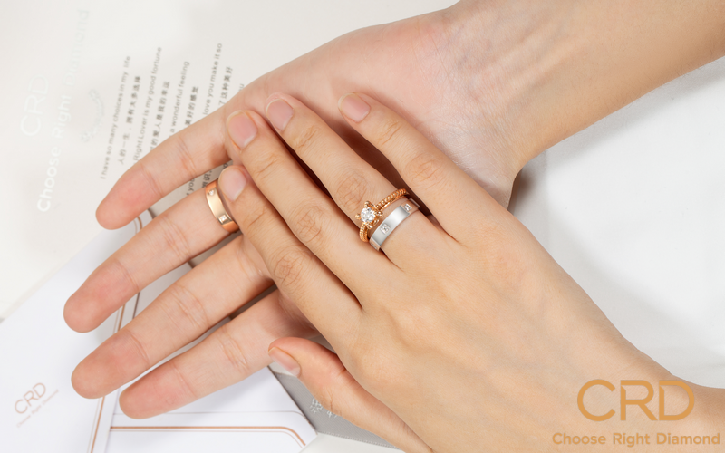 求婚戒指比結婚戒指鉆石大嗎