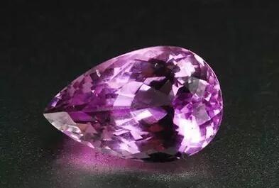 紫锂辉石是什么