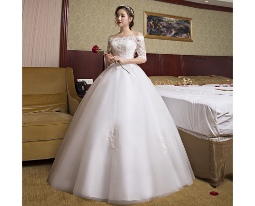 新娘结婚当天婚纱礼服一般几套