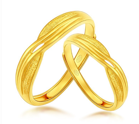 黄金结婚戒指