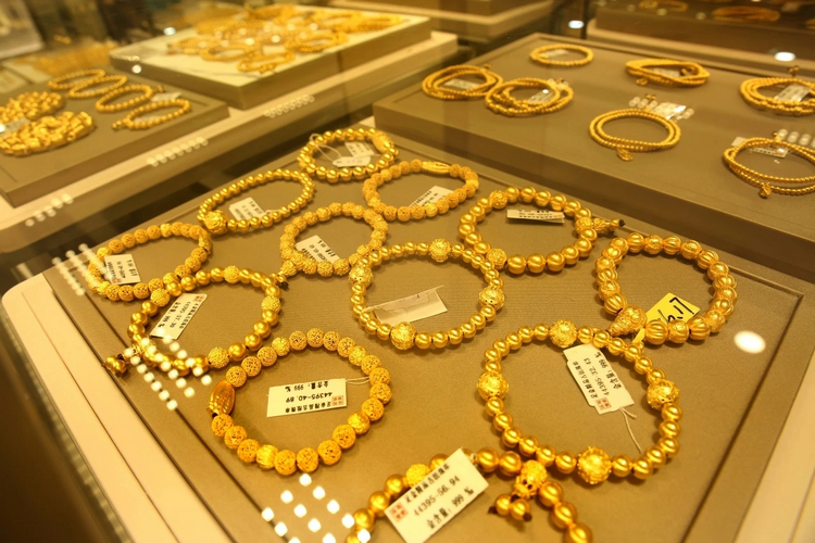 百爵珠宝黄金首饰大概多少钱