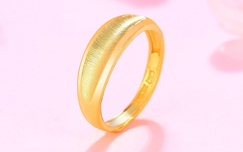 钻戒和黄金戒指哪个更适合婚戒