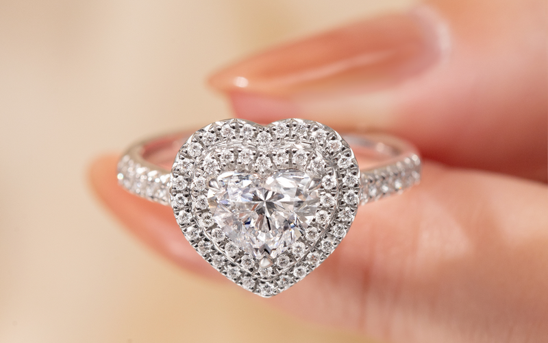 钻石戒指怎么买最划算