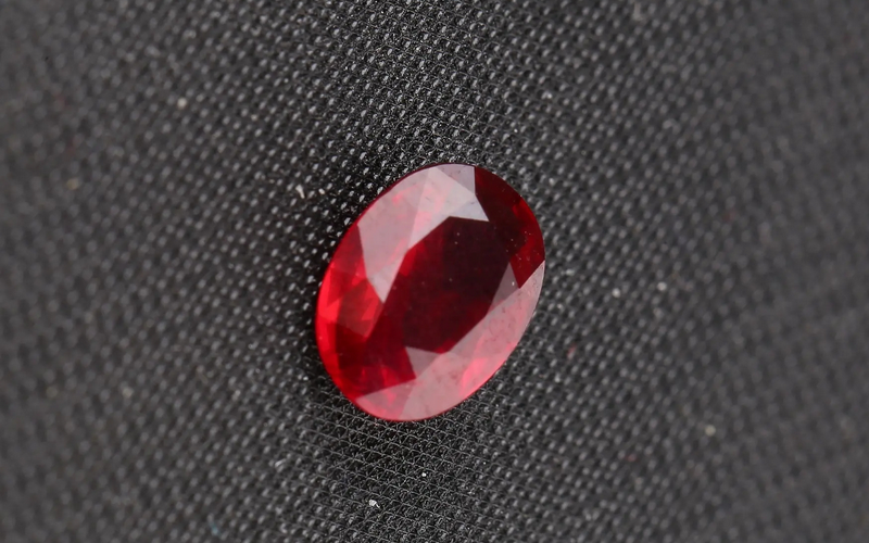尖晶石和红宝石怎么区分