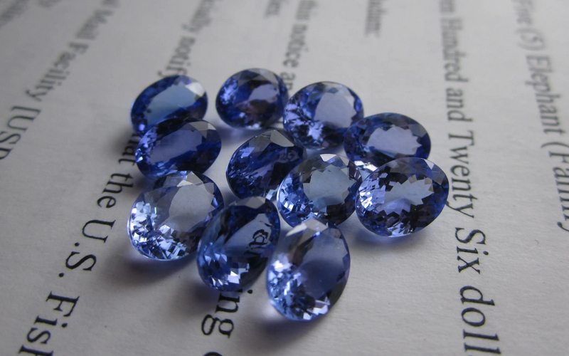 蓝宝石和海蓝宝石的区别