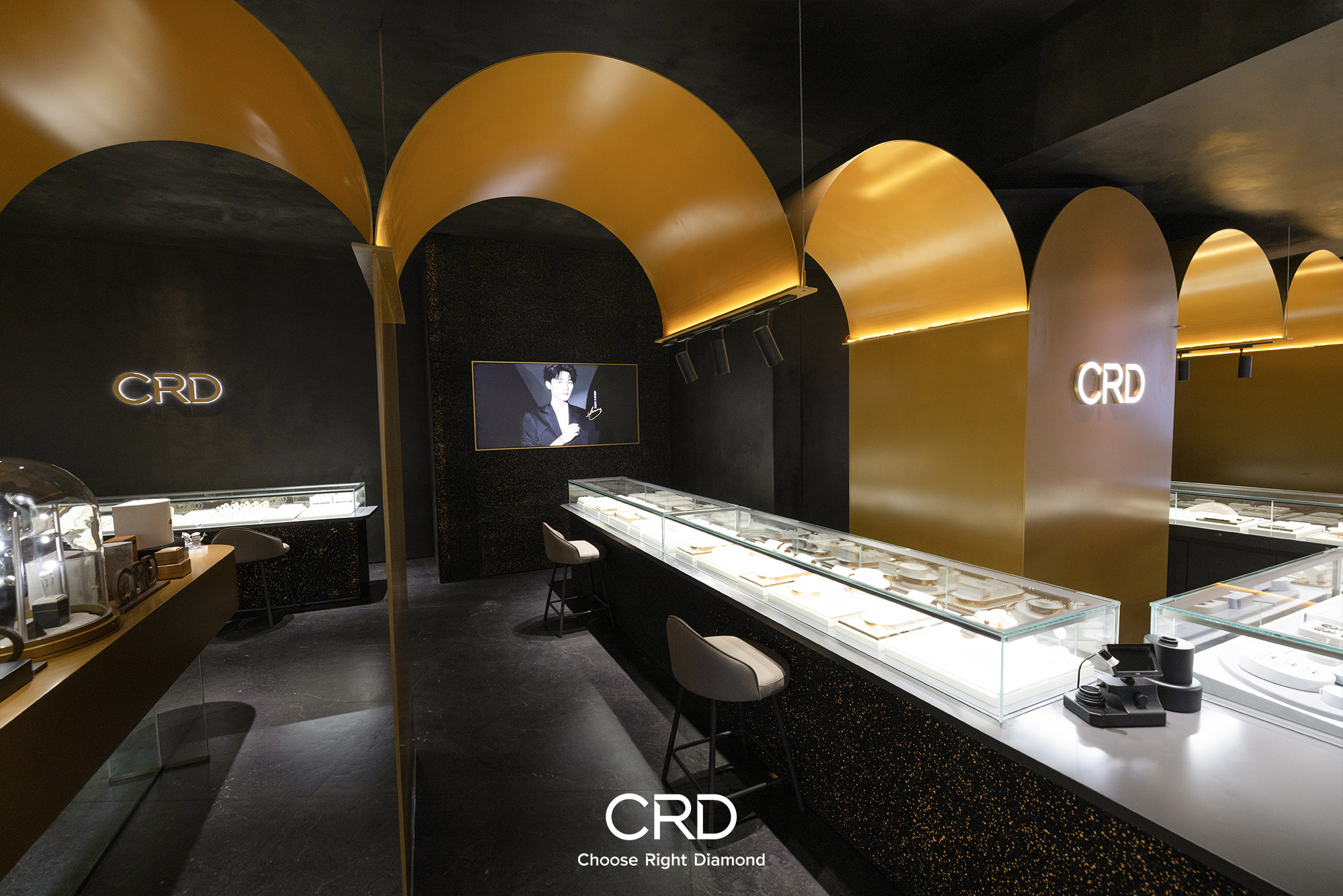 CRD克徕帝黑金概念主题空间于长沙国金街闪耀揭幕