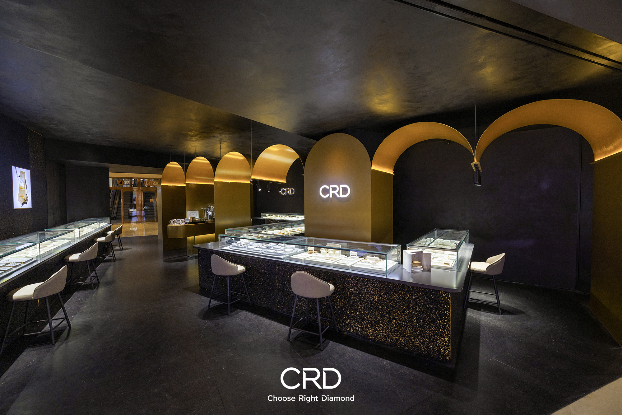CRD克徠帝黑金概念主題空間于長沙國金街閃耀揭幕