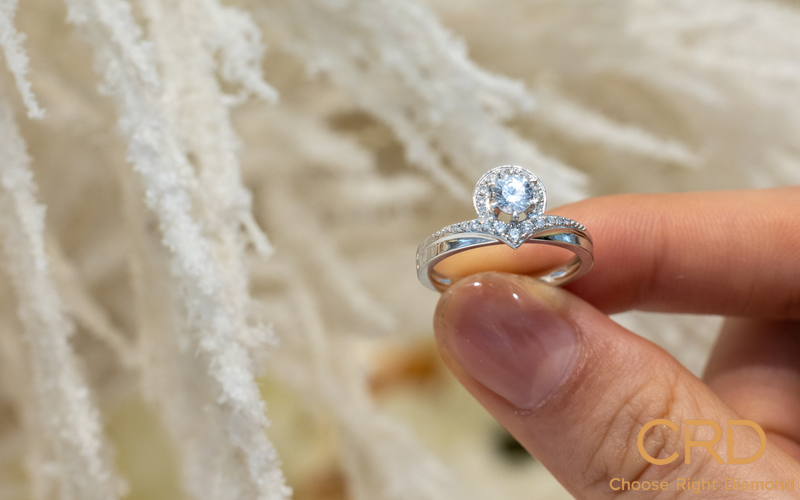 求婚戒指和结婚戒指的不同是什么