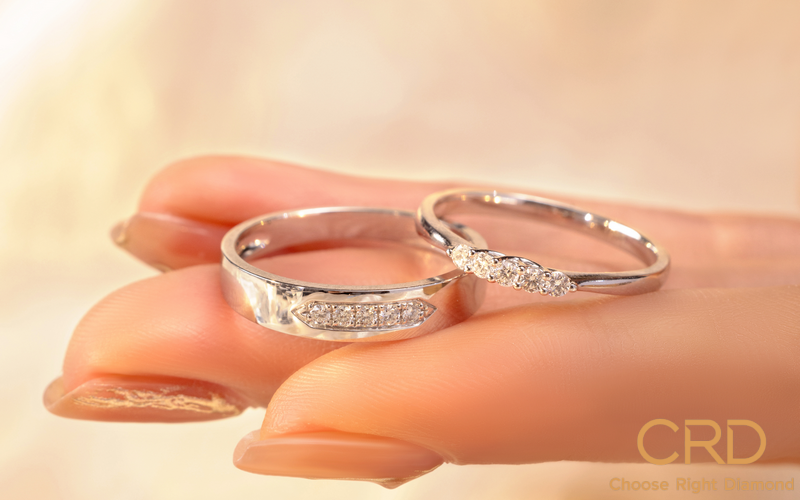 铂金结婚戒指怎么戴