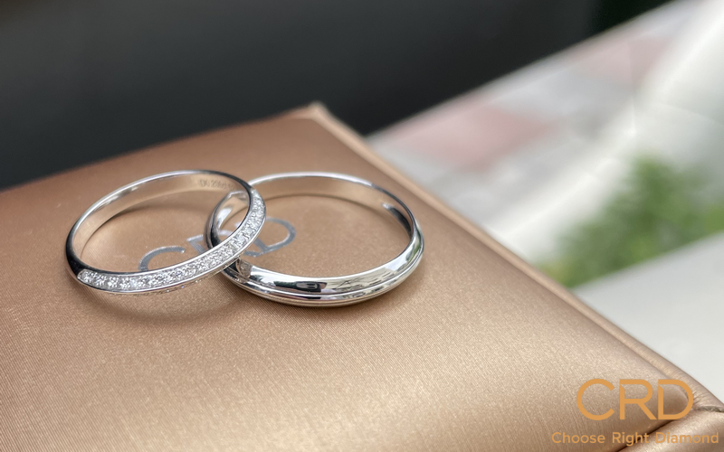结婚戒指带钻和不带钻有什么区别