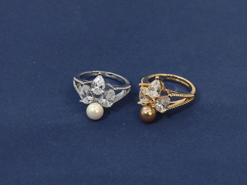 施华洛世奇的珍珠戒指价格多少