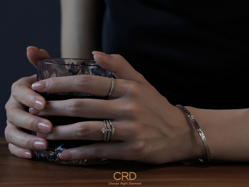 CRD<a href="https://www.crd.cn/diamond/" target="_blank" style="color:#927658;text-decoration:underline;">钻石</a><a href="http://www.crd.cn/xq-jiezhi/" target="_blank" style="color:#927658;text-decoration:underline;">戒指</a>