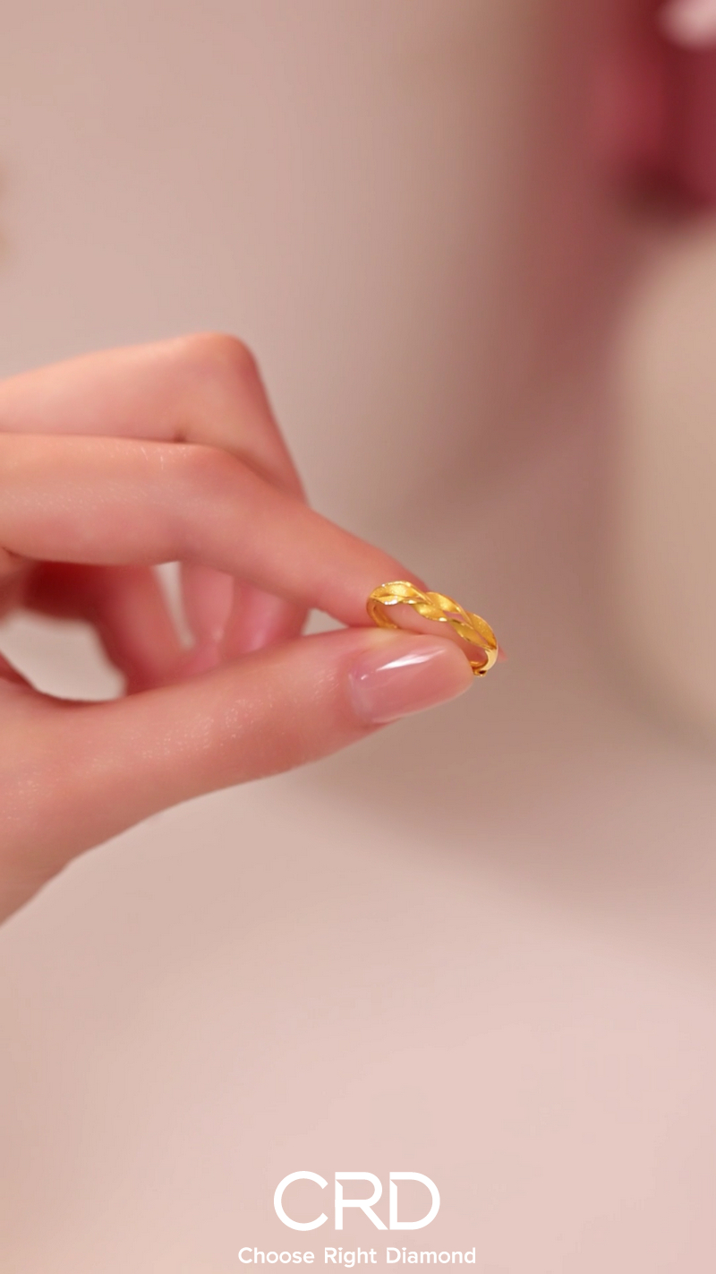 黄金戒指