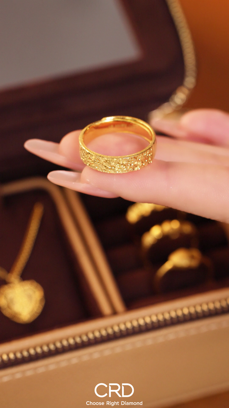 黄金戒指