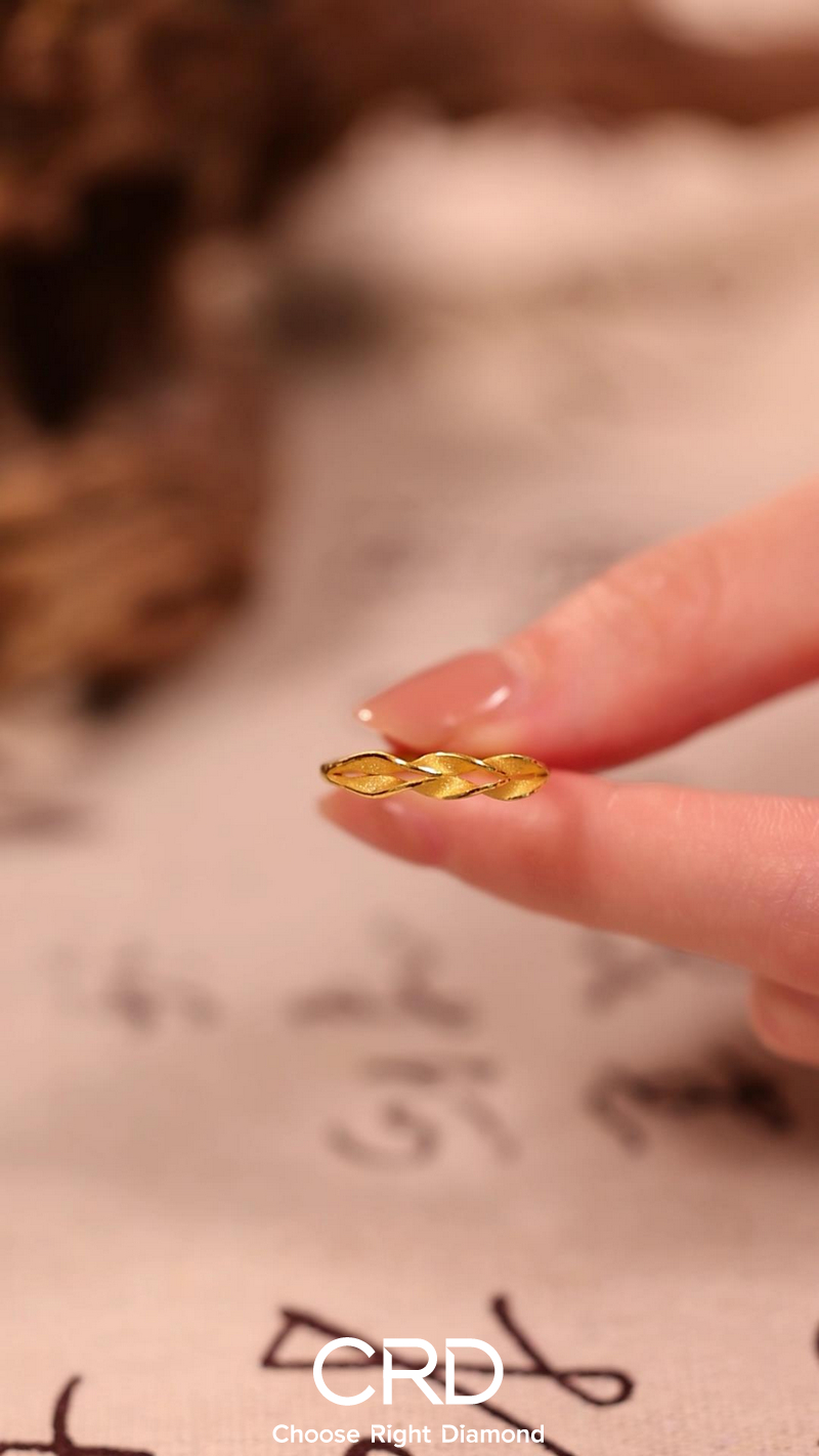 黄金戒指