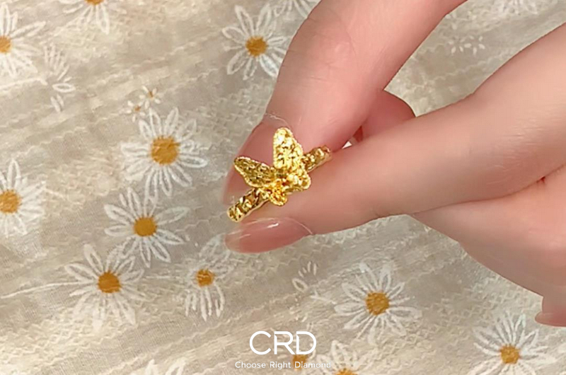 黄金戒指