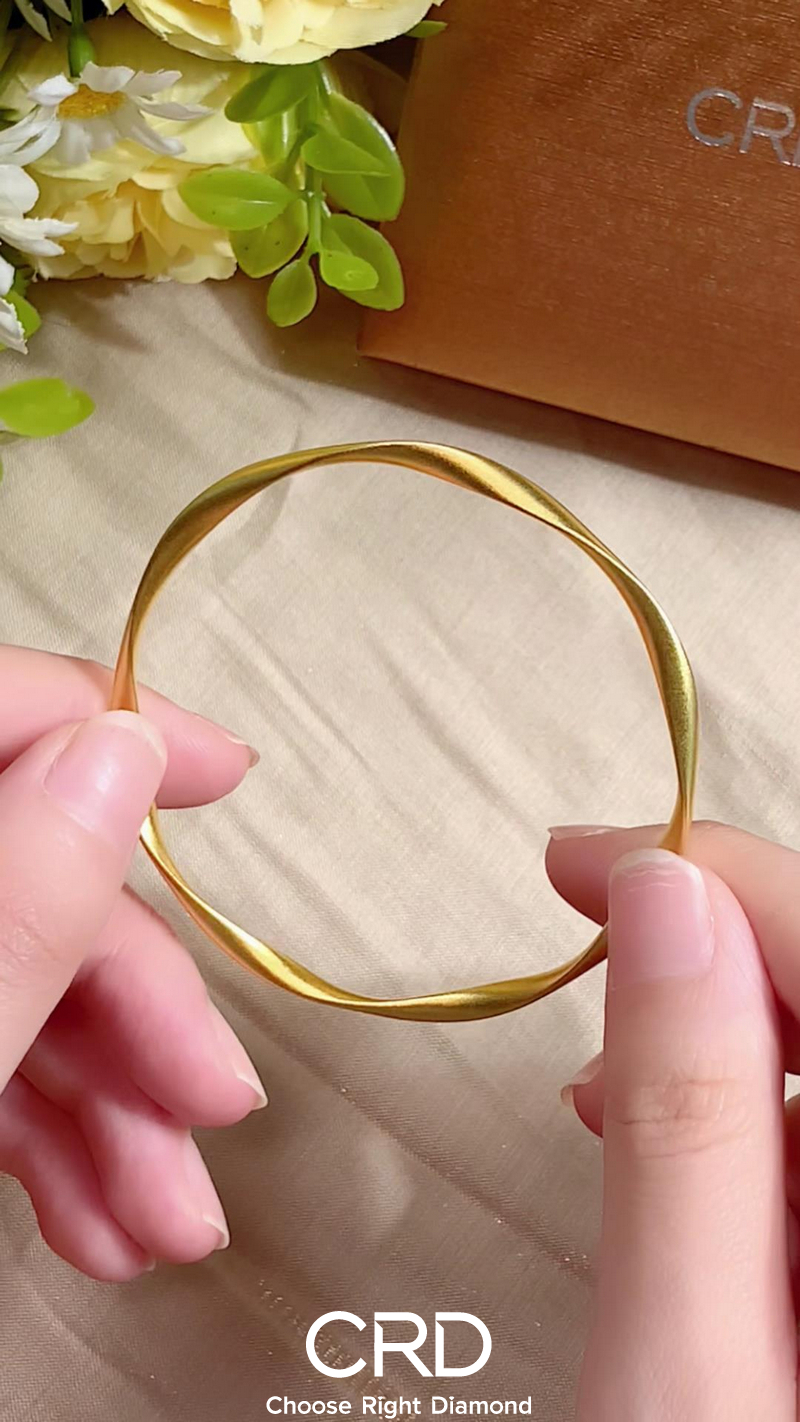 黄金手镯