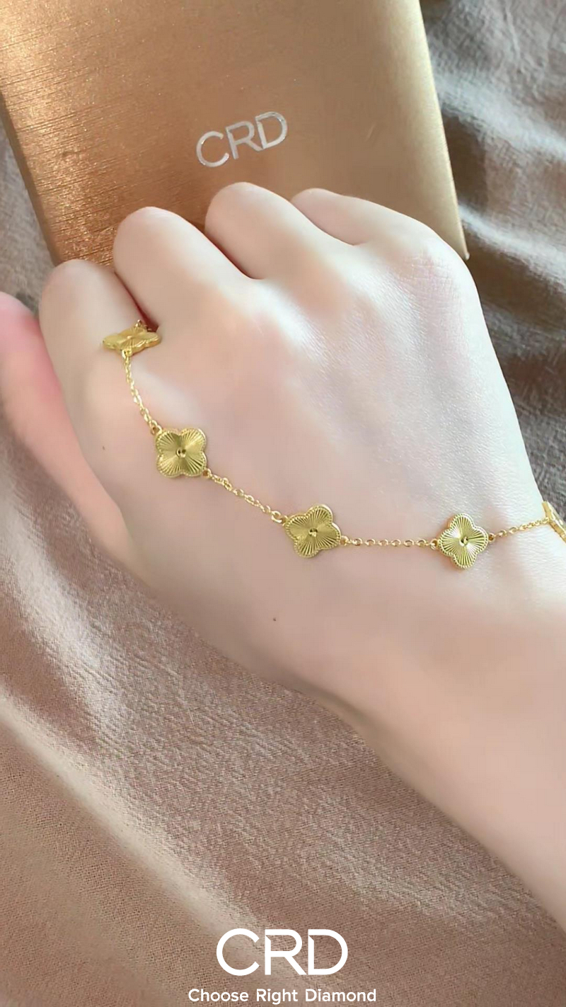 CRD<a href="https://www.crd.cn/huangjin/" target="_blank" style="color:#927658;text-decoration:underline;">黄金</a> 黄金手链