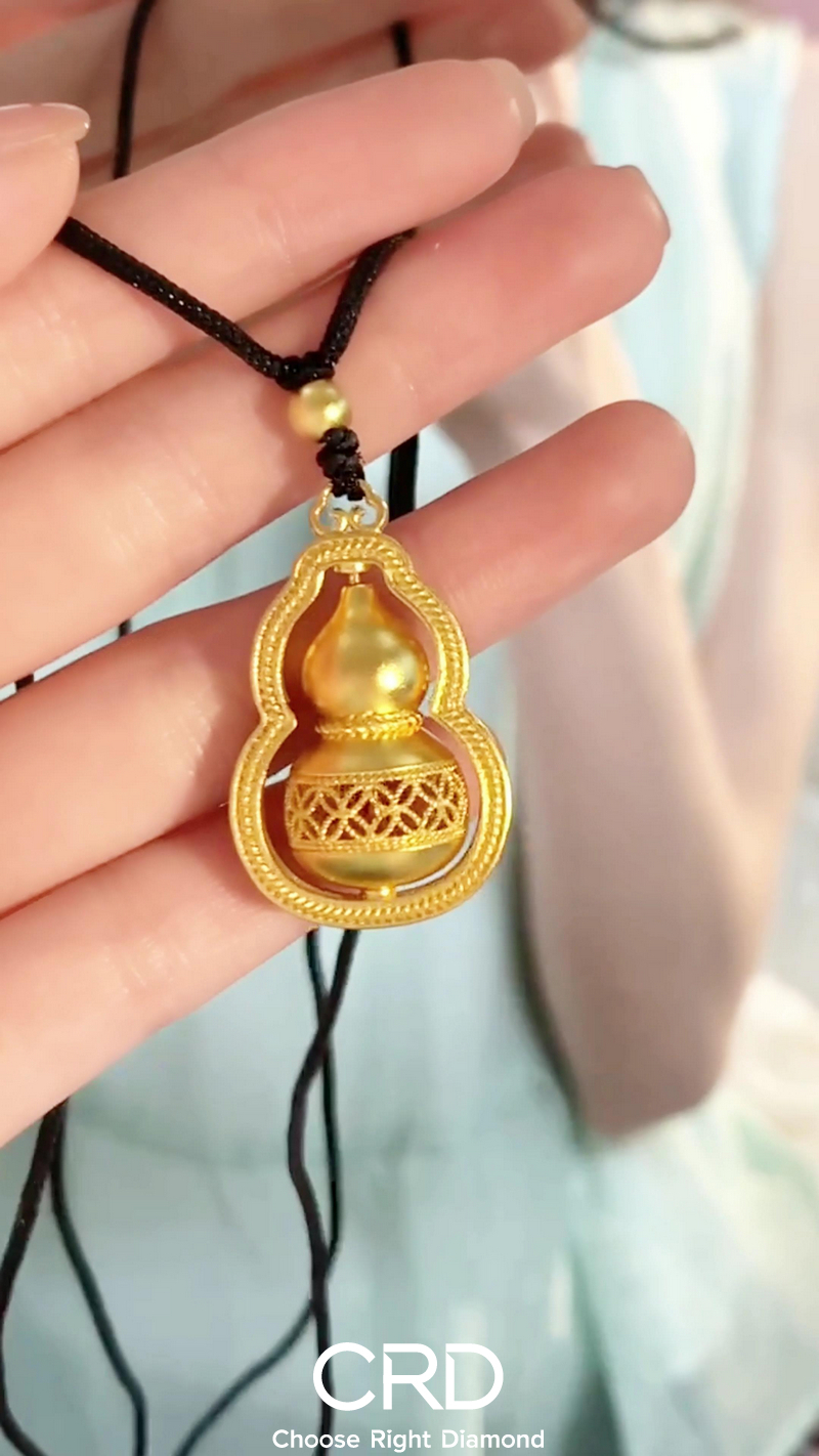 黄金吊坠