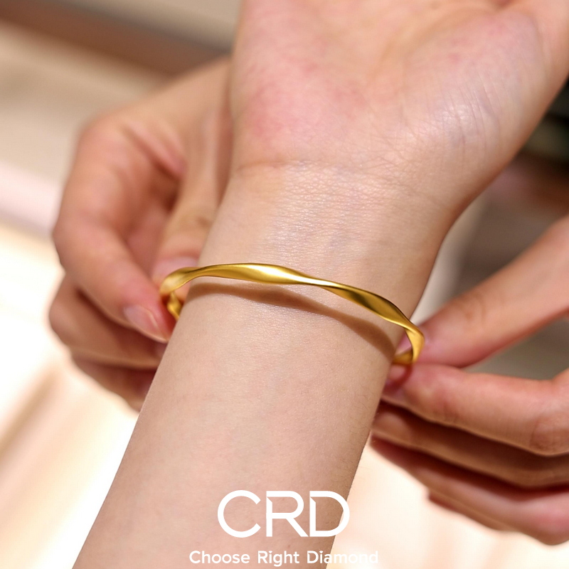 CRD<a href="https://www.crd.cn/huangjin/" target="_blank" style="color:#927658;text-decoration:underline;">黄金</a> 黄金手镯