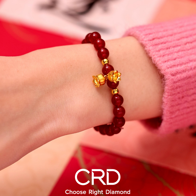 CRD<a href="https://www.crd.cn/huangjin/" target="_blank" style="color:#927658;text-decoration:underline;">黄金</a> CRD黄金<a href="https://www.crd.cn/qiuhun/shouliandapei/" target="_blank" style="color:#927658;text-decoration:underline;">手链</a>