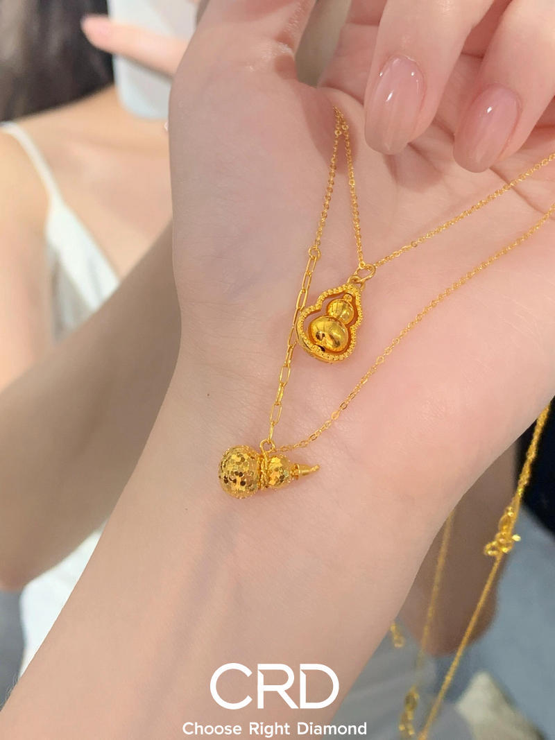 黄金吊坠