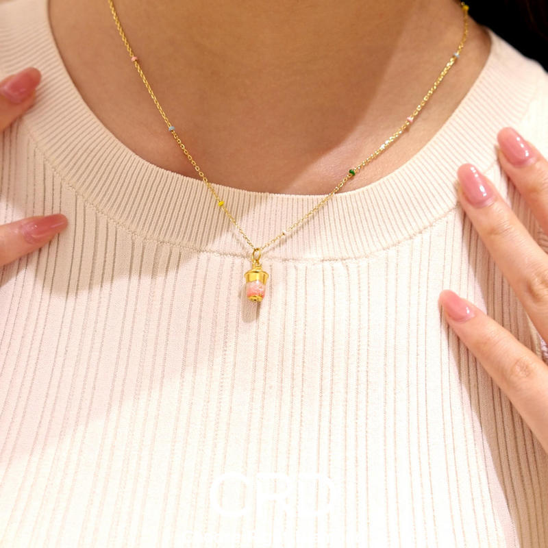 黄金<a href='https://www.crd.cn/xq-diaozhui/' target='_blank' style='color:#927658;text-decoration:underline;'>链坠</a> CRD黄金链坠