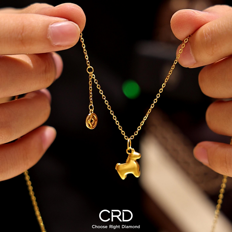 <a href='https://www.crd.cn/huangjin/' target='_blank' style='color:#927658;text-decoration:underline;'>黄金</a>项链 CRD黄金项链