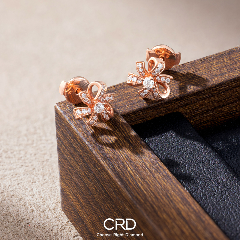 钻石耳钉 CRD钻石耳钉