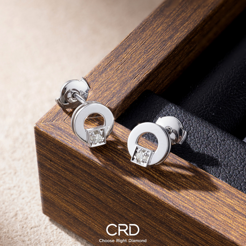 钻石耳钉 CRD钻石耳钉